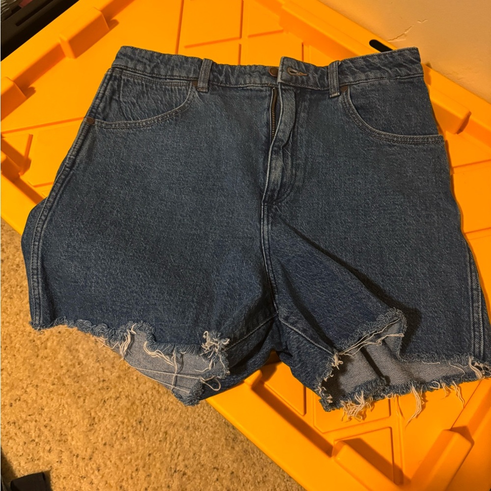 Wrangler women’s shorts.